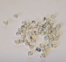 Mellandels pärlor metall hjärtan 100 stk