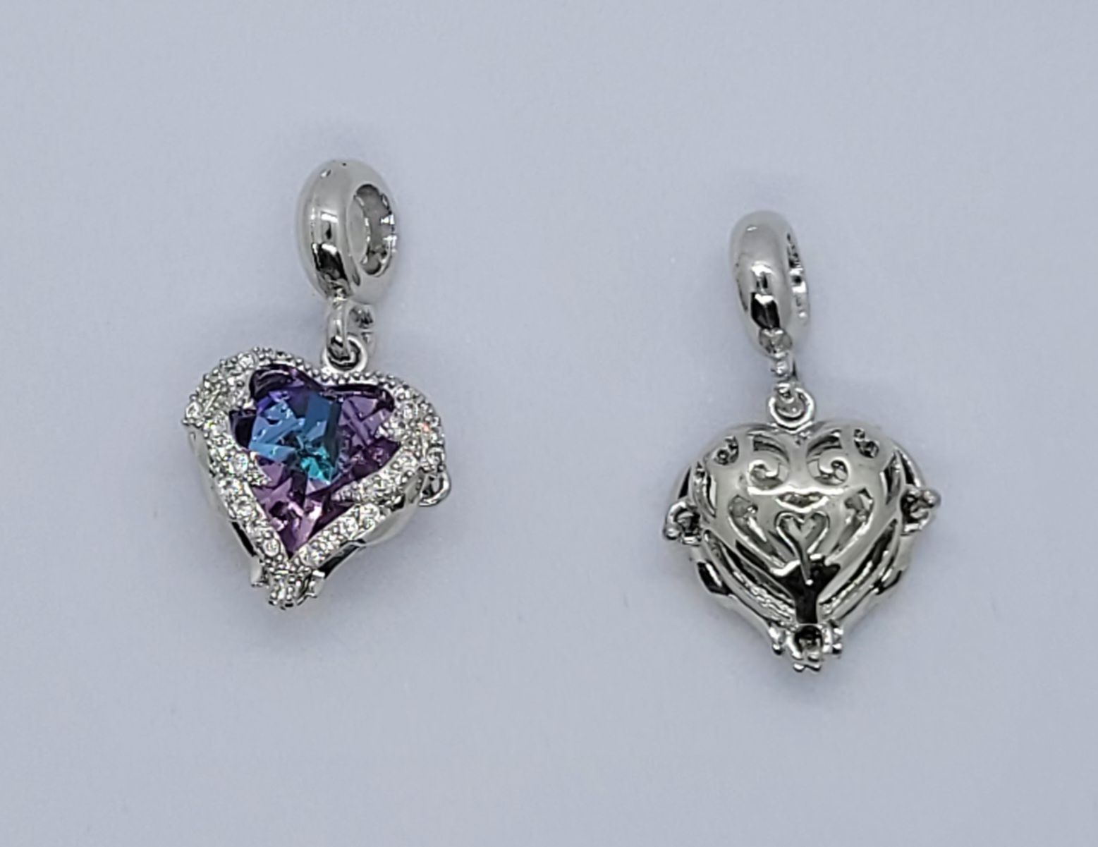 3231 Berlock 3D hjärta med rhinestone lila