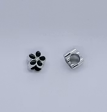 3236 Metall pärla blomma svart emalj