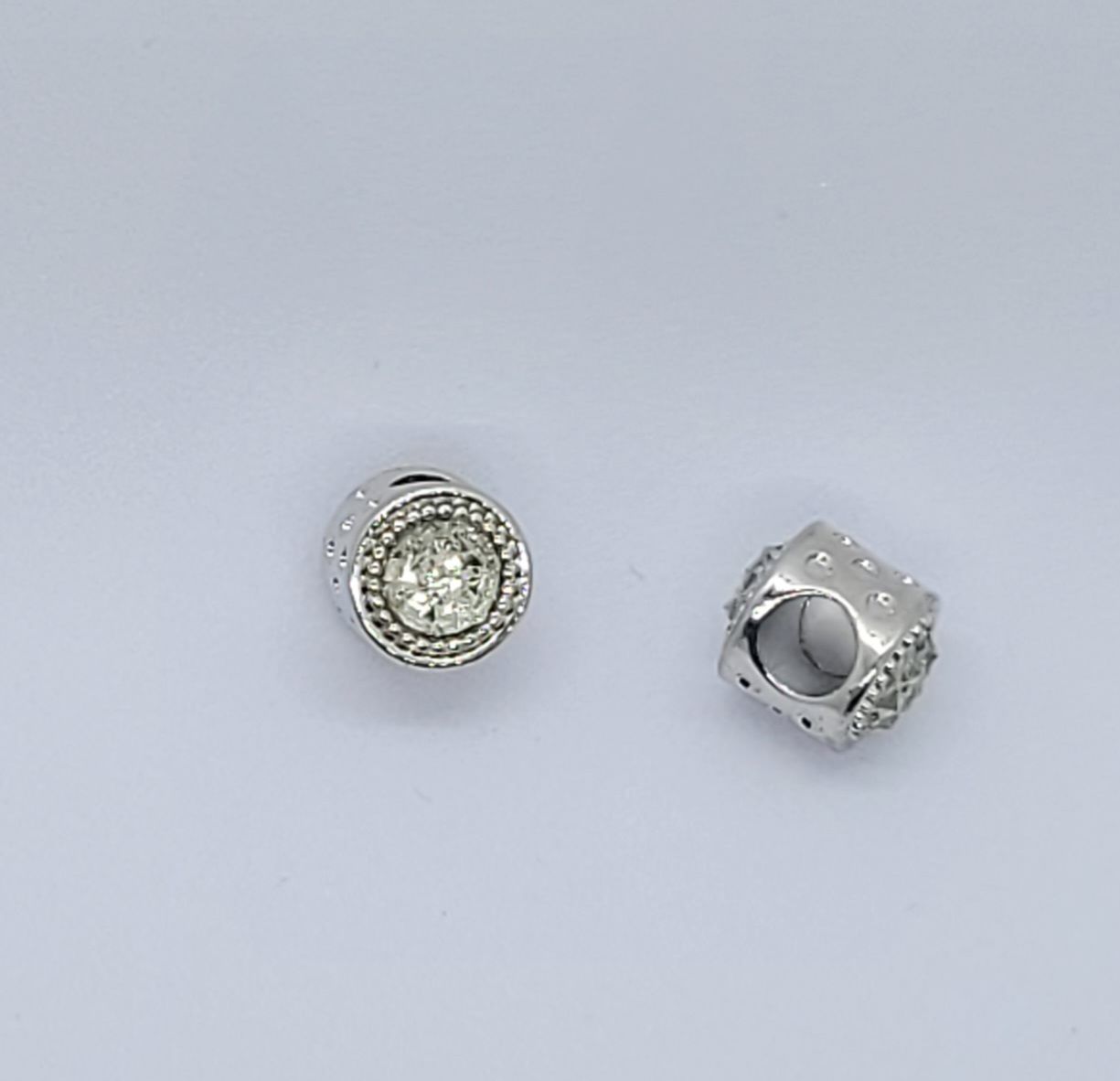 3238 Metallpärla rhinestone vit transparent 10mm