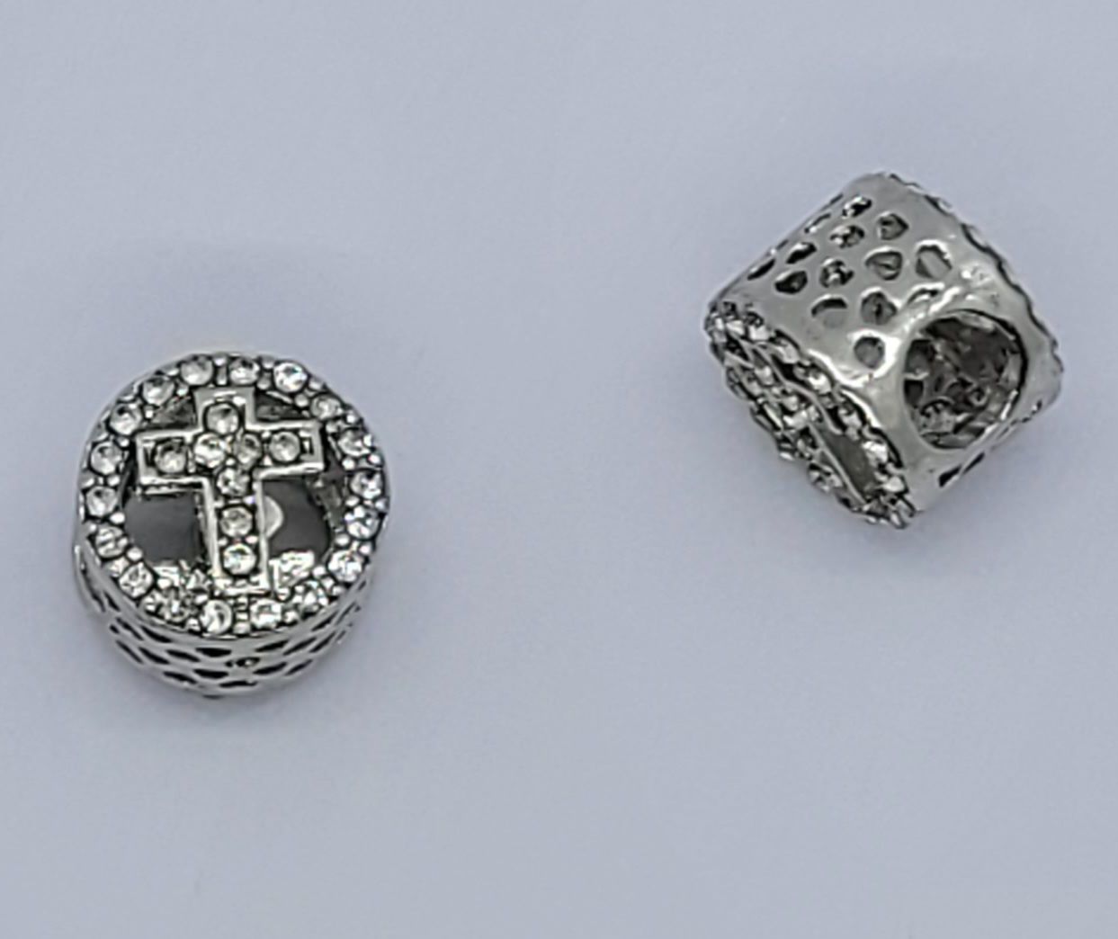 3249 Metall pärla kors med rhinestones