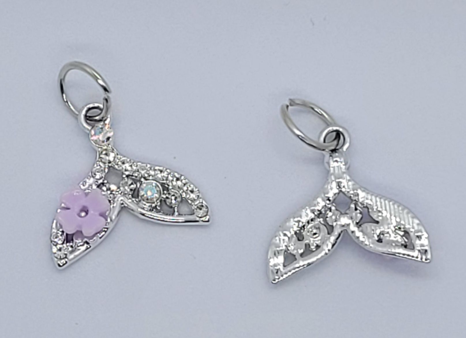3255 Berlock fena rhinestones lila