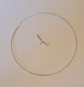 3449 Wire strukturerad silver cirkel med upphängning