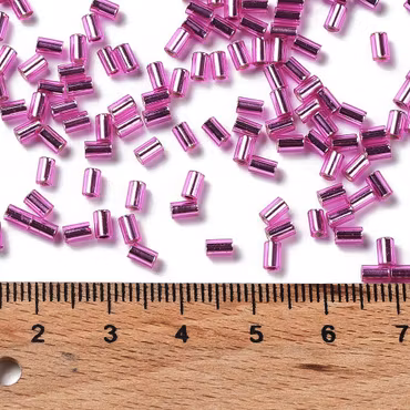 3936 Bugle/rör pärlor i glas dark orchid 3,5~3,8x2mm  200stk