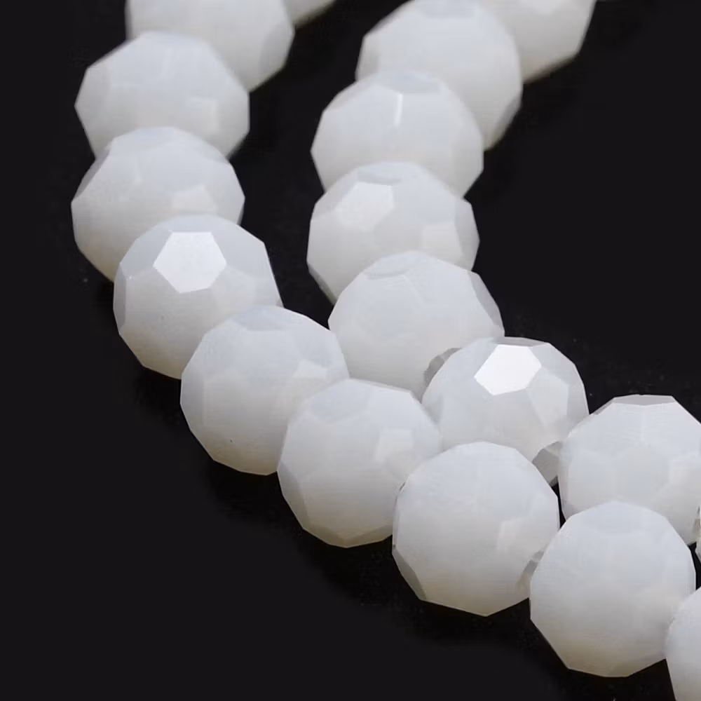 3985 Glaspärla rund opak vit 4mm
