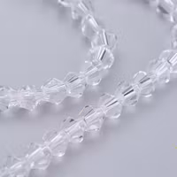4026 Imiterad australiensisk kristall bicone 4mm clear