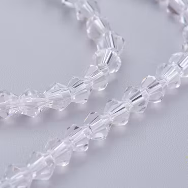 4026 Imiterad australiensisk kristall bicone 4mm clear