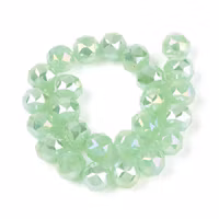 4129 Glaspärla jade imitation 7,5~8,5mm light green
