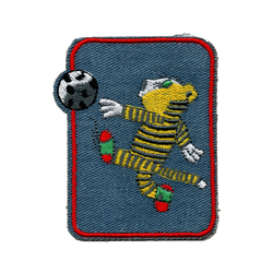 Laglapp - Tiger sparkar boll