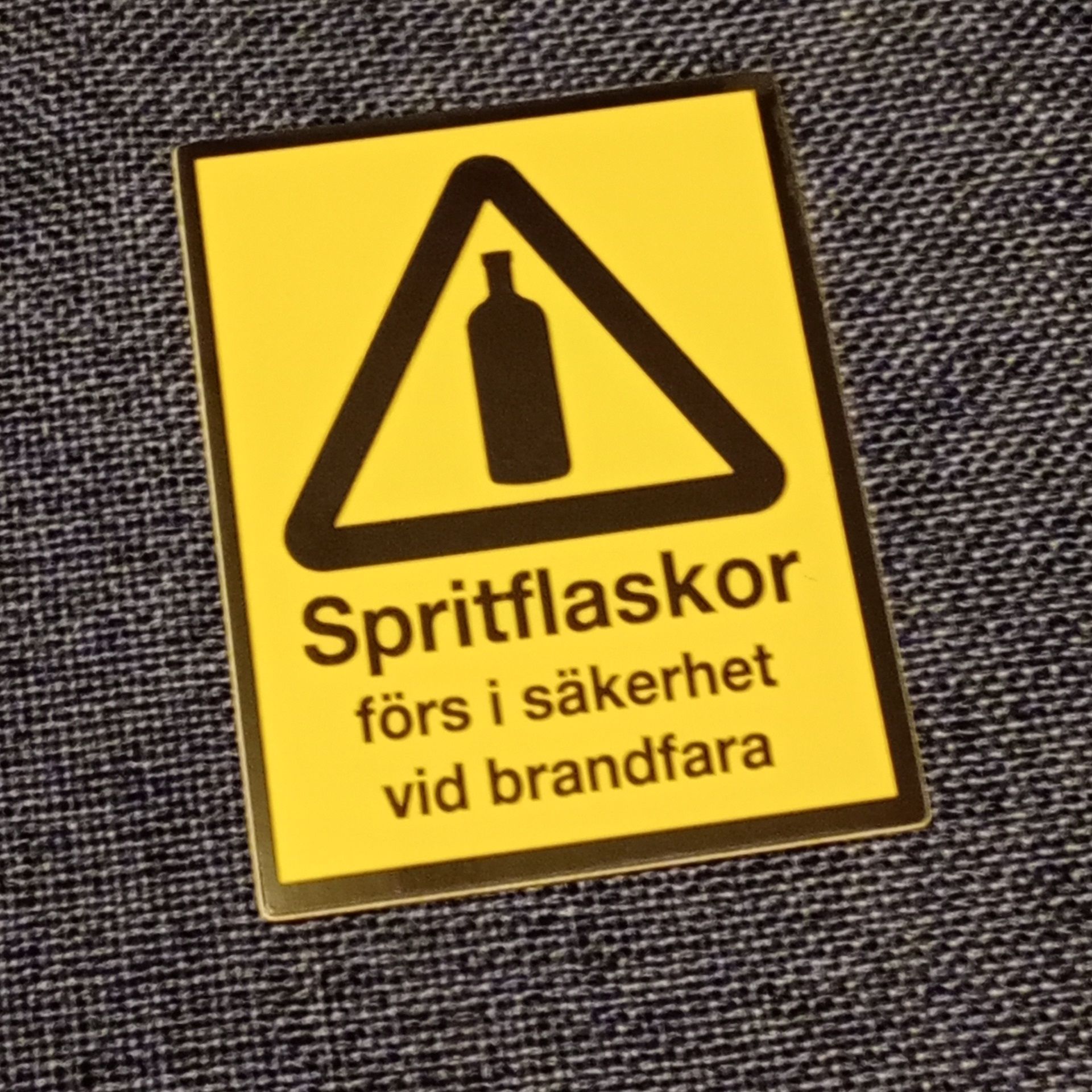 Spritflaskor till säkerhet - Klistermärke