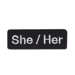 She / Her  - Namnbricka Pronomen
