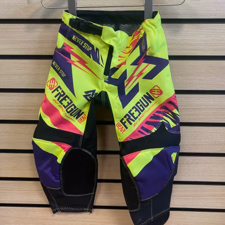 Freegun - Byxa barn strl 12/13