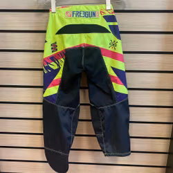 Freegun - Byxa barn strl 12/13
