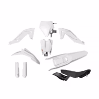 Rtech - Plastkit Revolution ink sadel - Talaria STING/R