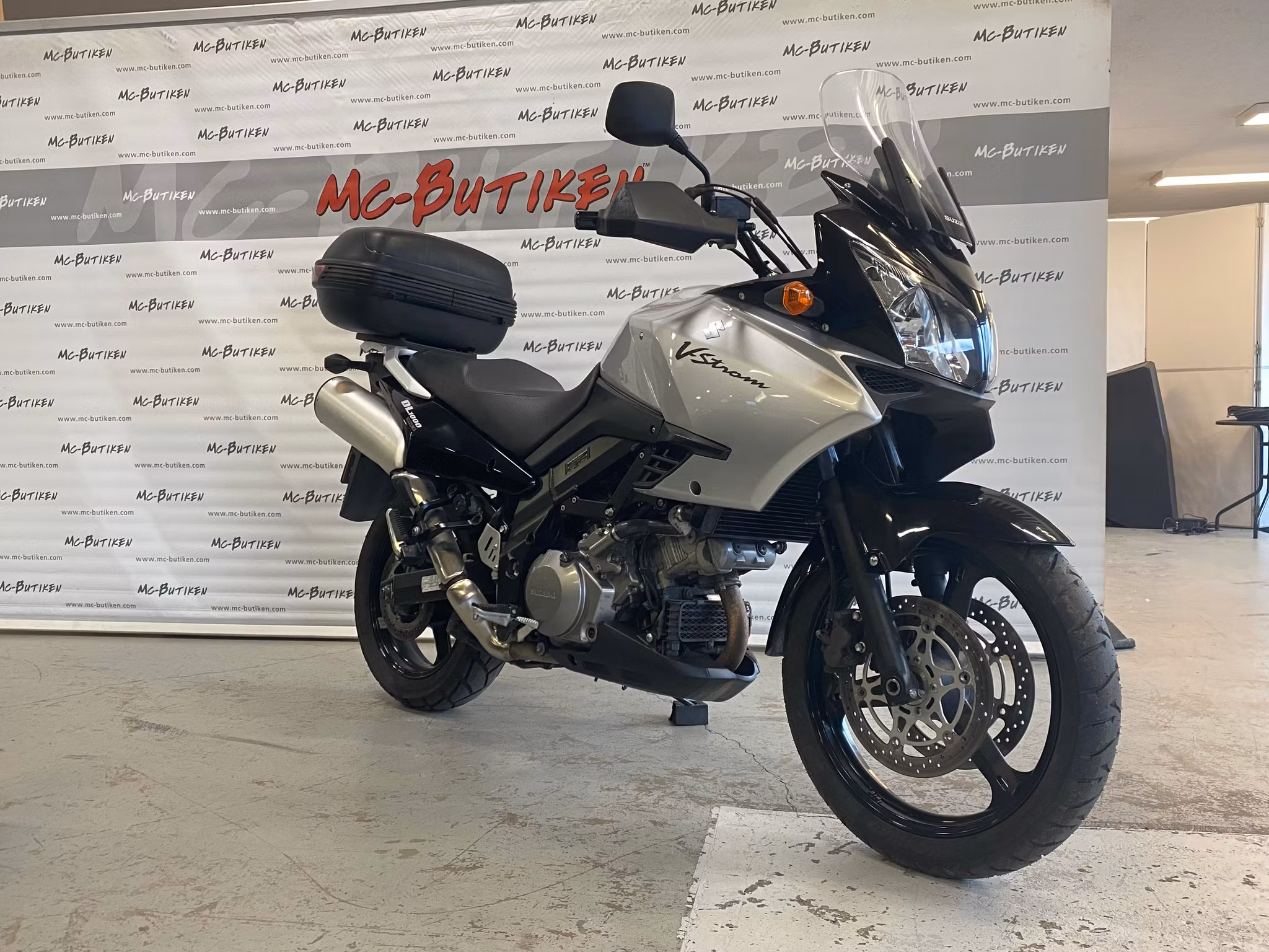 14 Suzuki Cycles DL1000 V-Strom 1.0