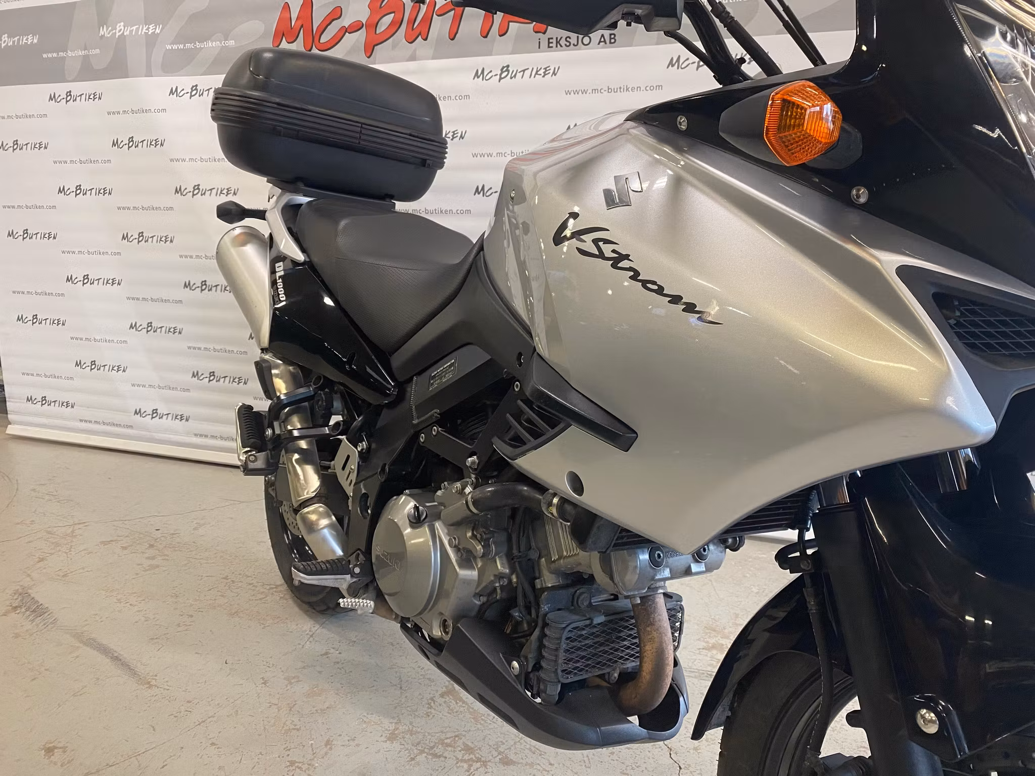 14 Suzuki Cycles DL1000 V-Strom 1.0