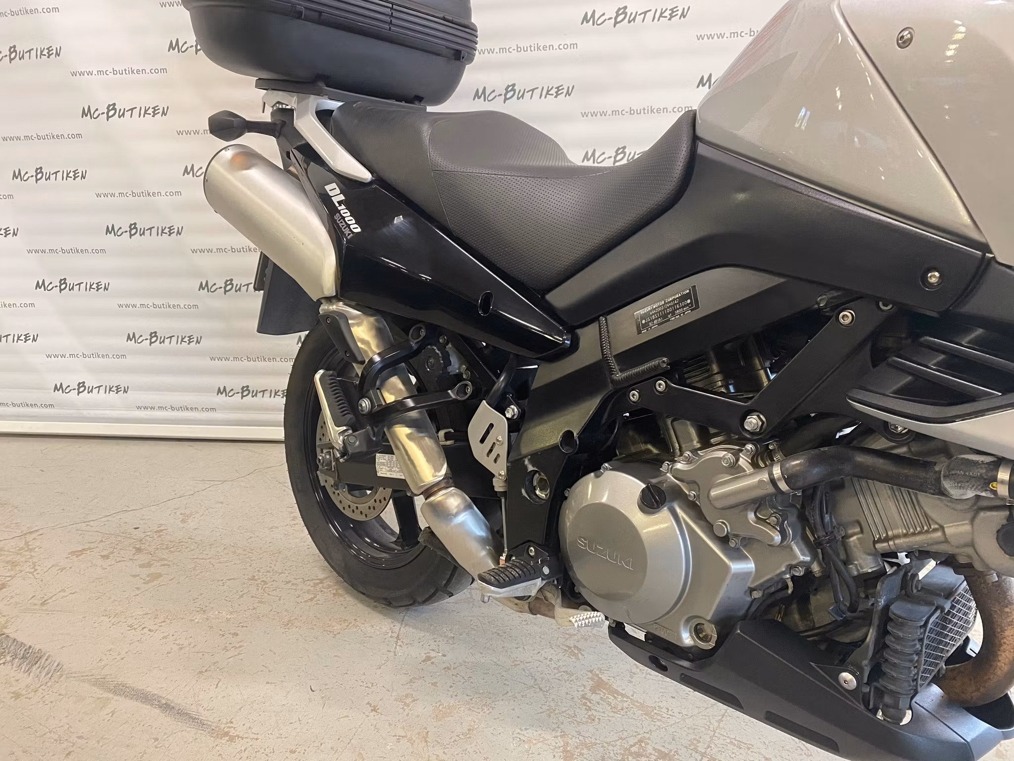 14 Suzuki Cycles DL1000 V-Strom 1.0