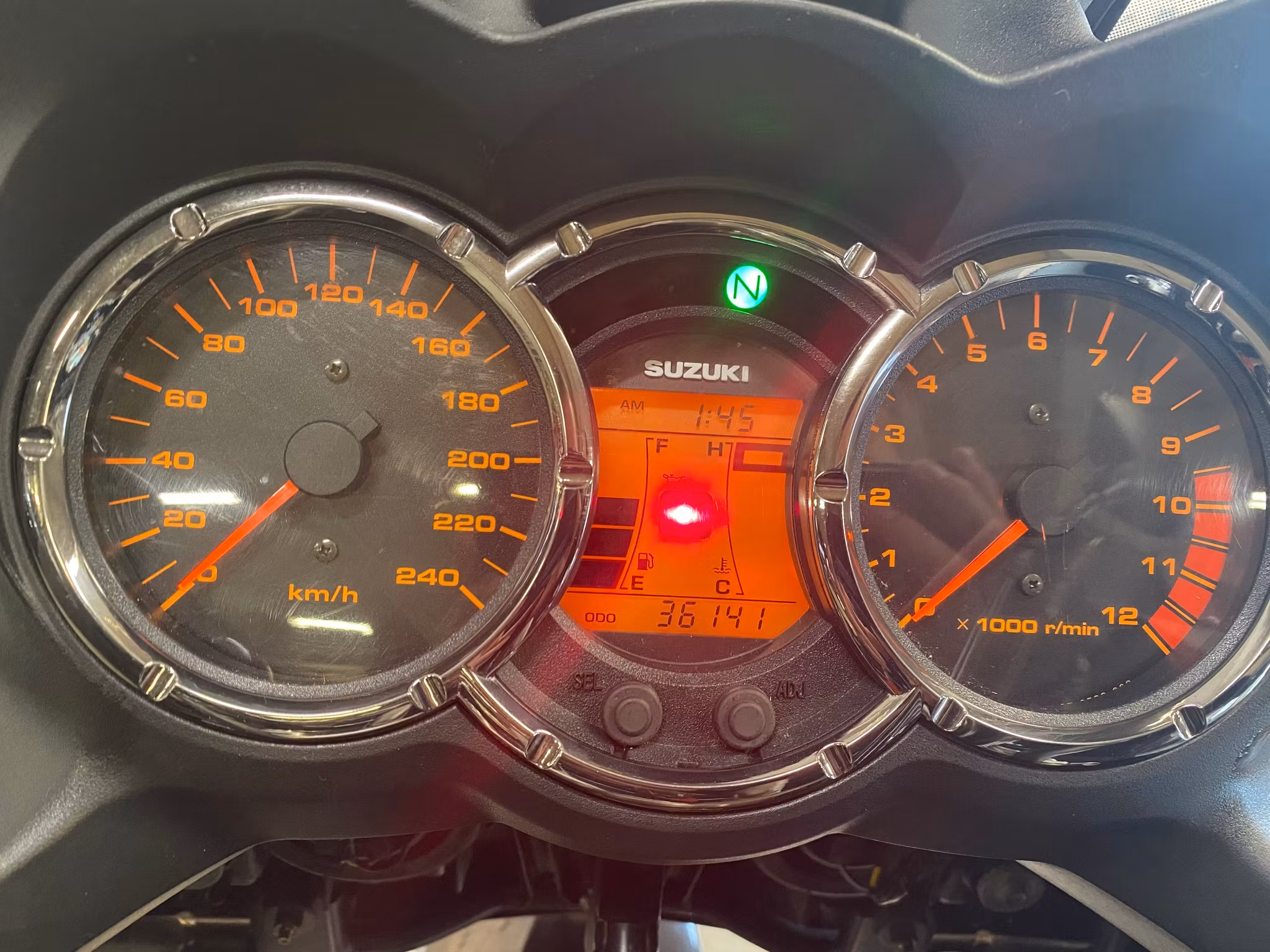 14 Suzuki Cycles DL1000 V-Strom 1.0