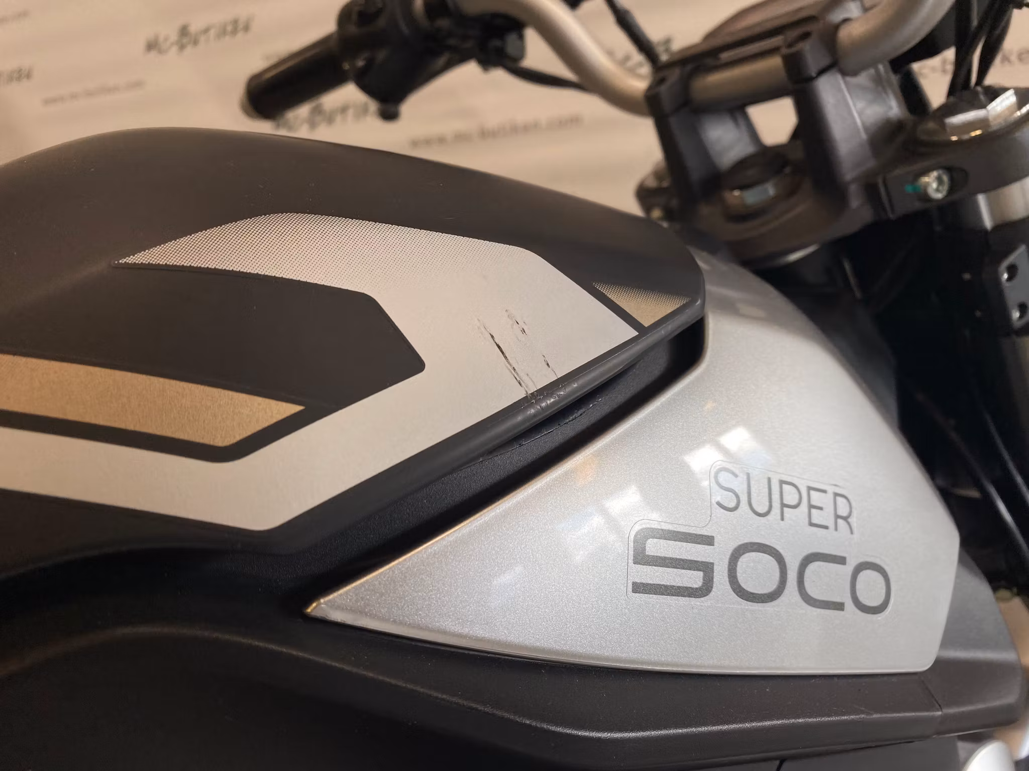 Super SOCO TSX