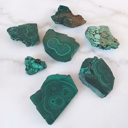 Malakit slabs