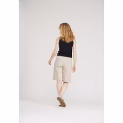 Donna loose shorts sand