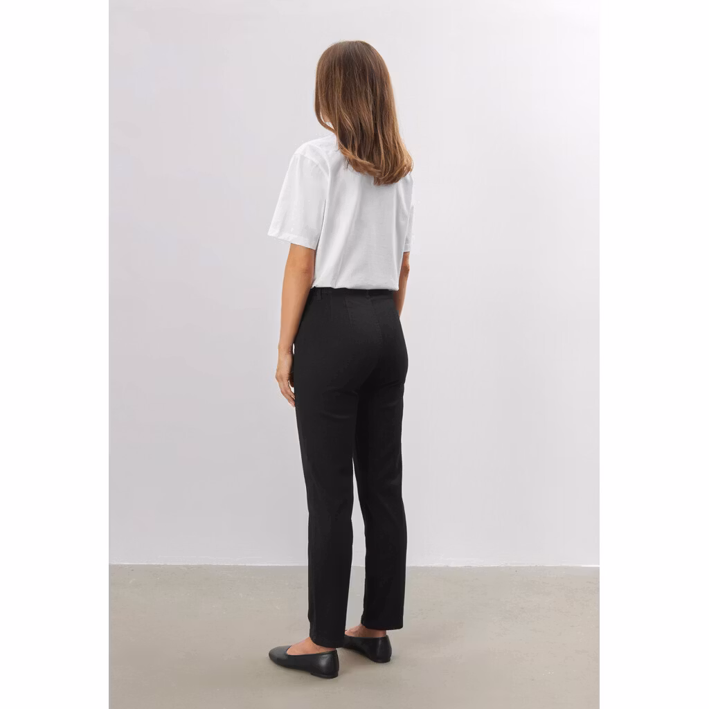 Kelly SL black denim
