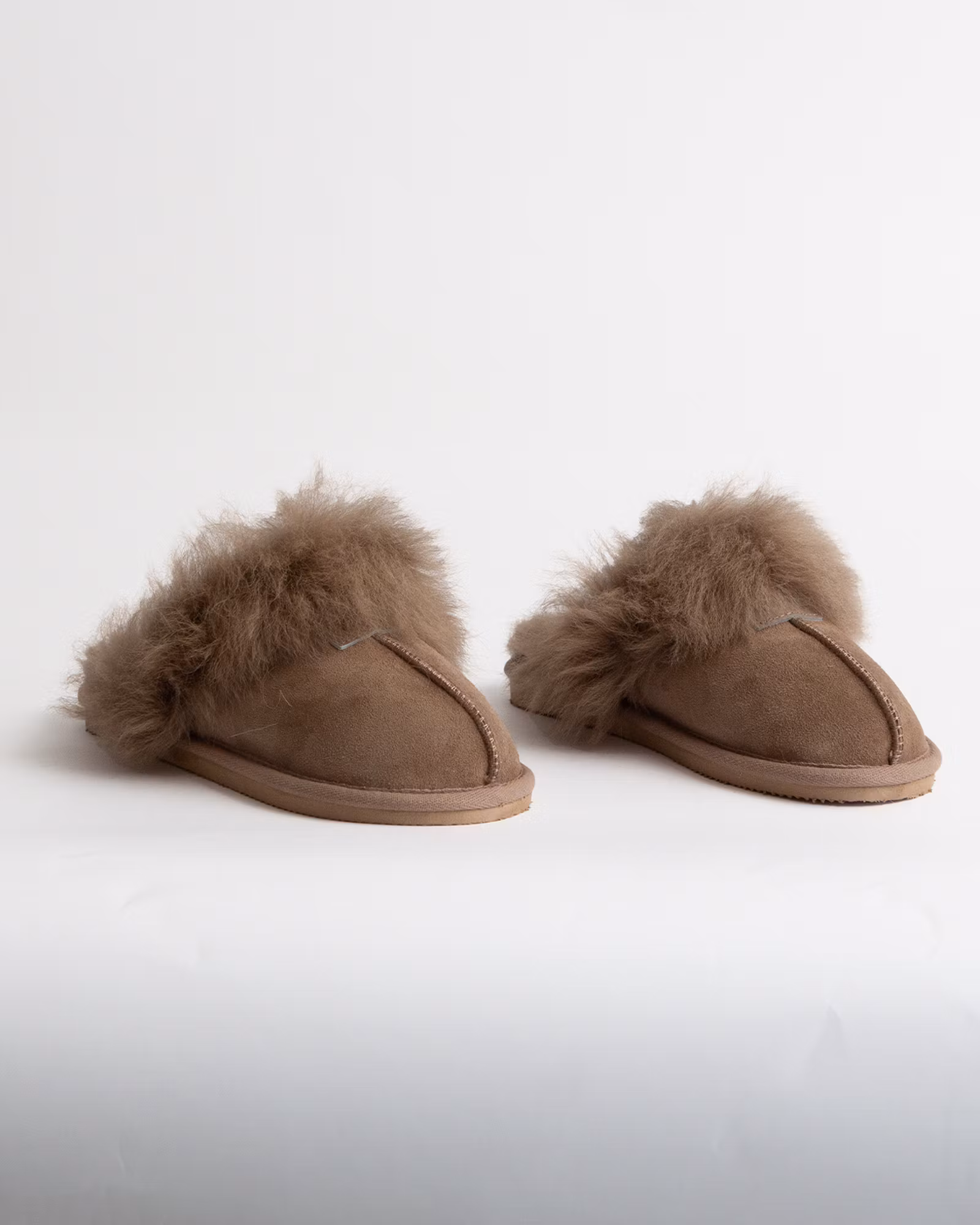 LAUGUR lampaannahkasandaalit - Ruskea (EU37-EU41)