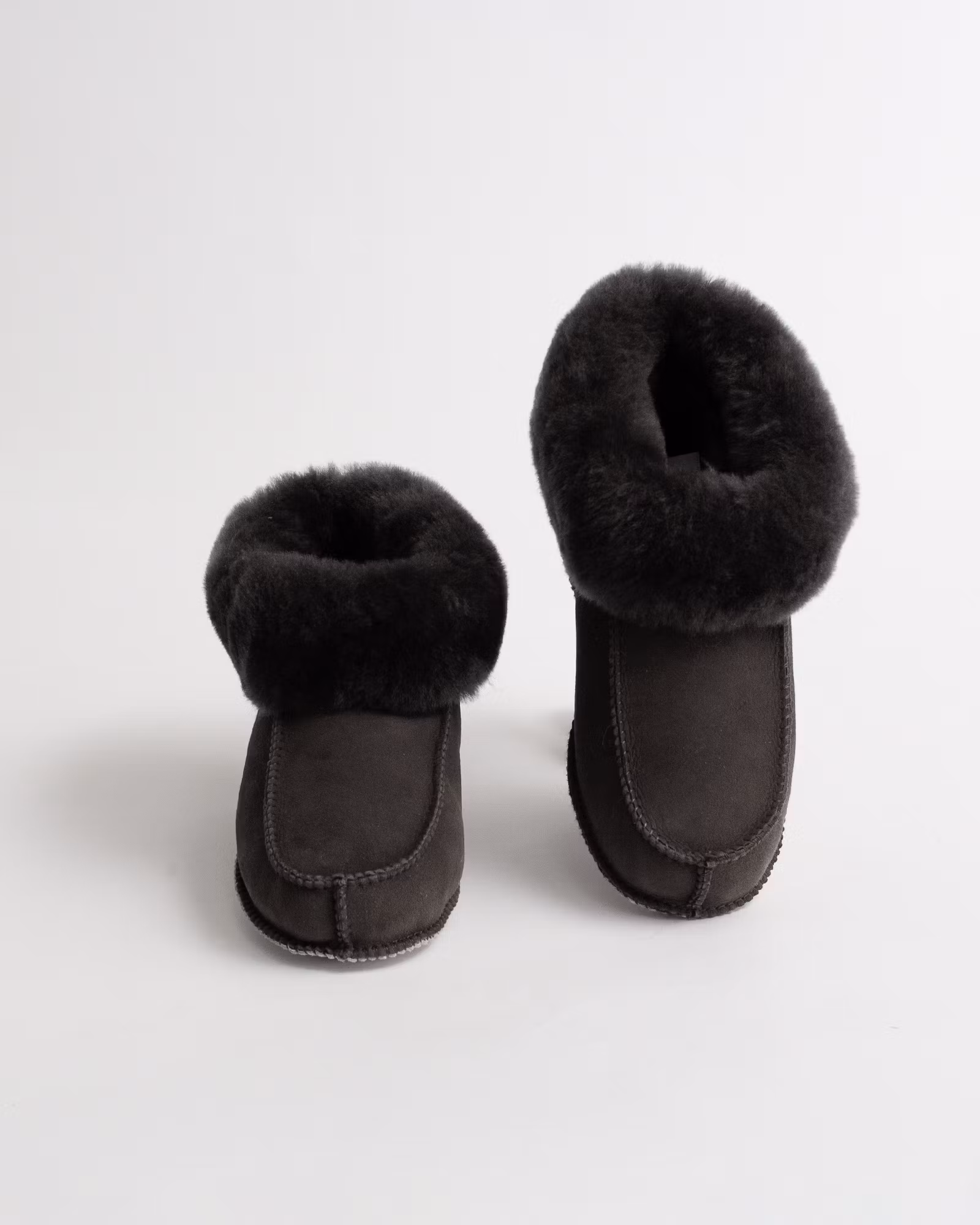 NARVIK Lampaannahkaiset Tossut - Mustat (EU40-EU46)