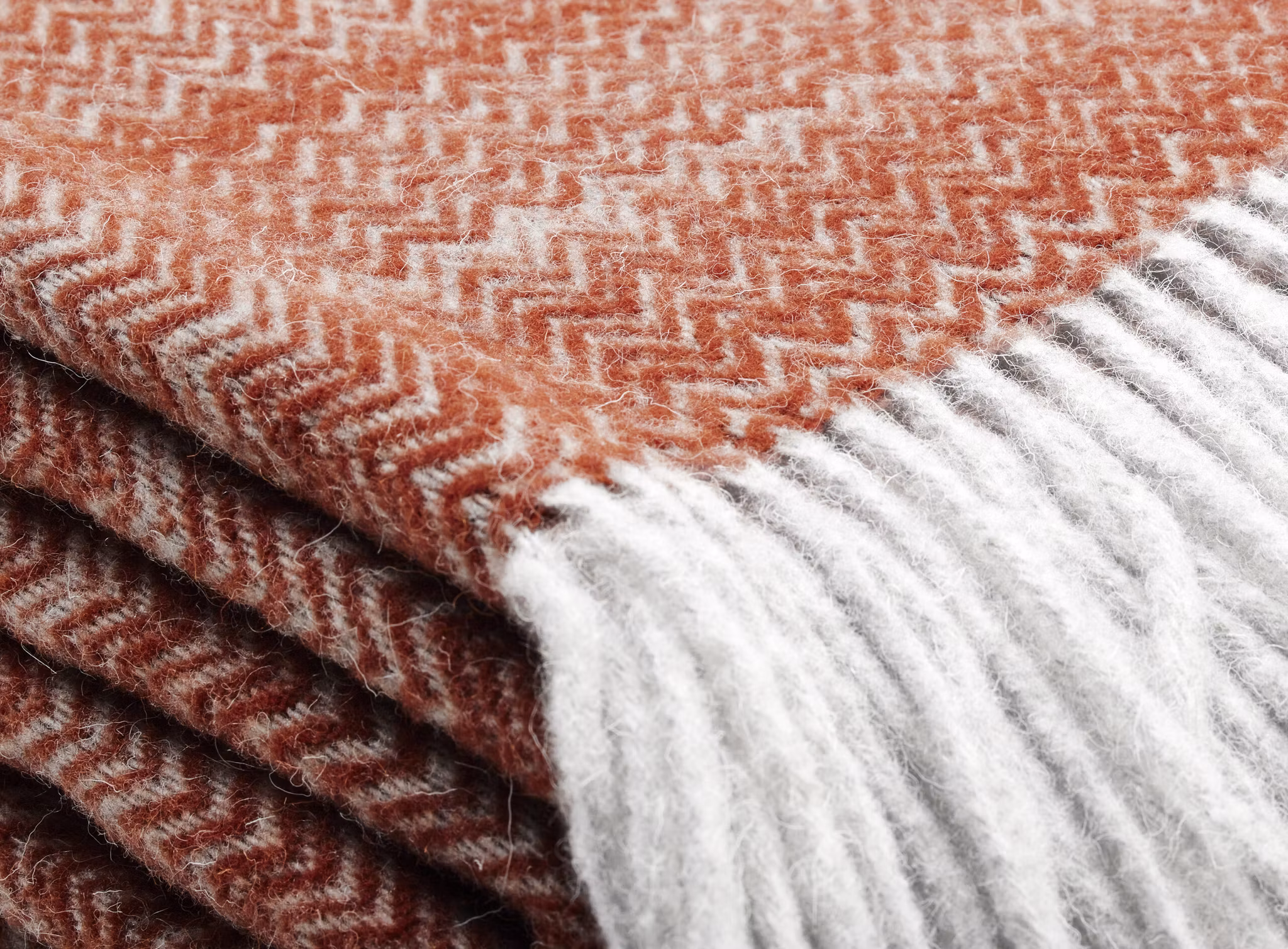 Ohut villahuopa Zick-Zack – ruoste/valkoinen