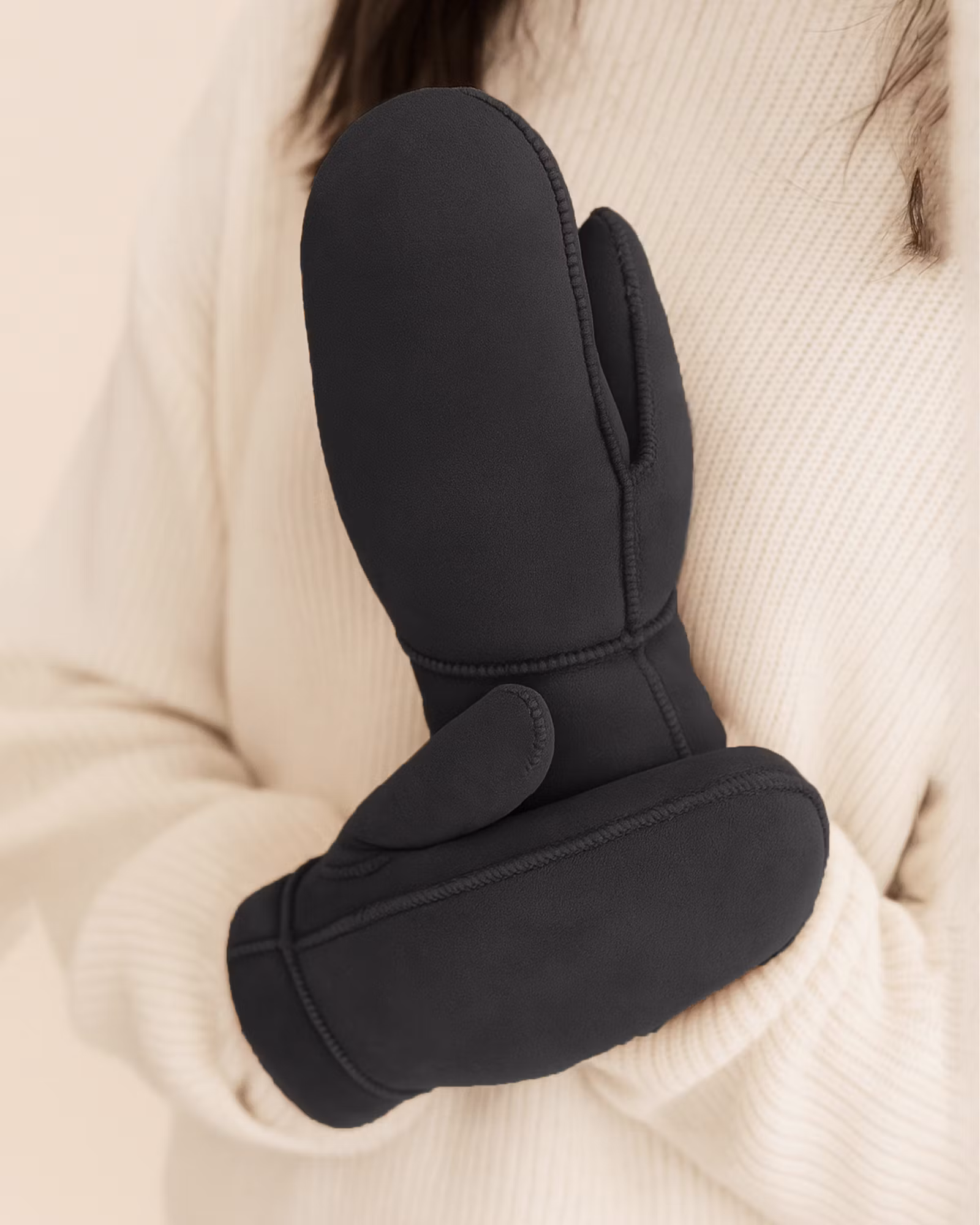 Lampaannahkaiset lapaset - Musta