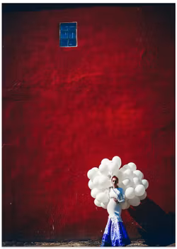 Ballooned Elegance