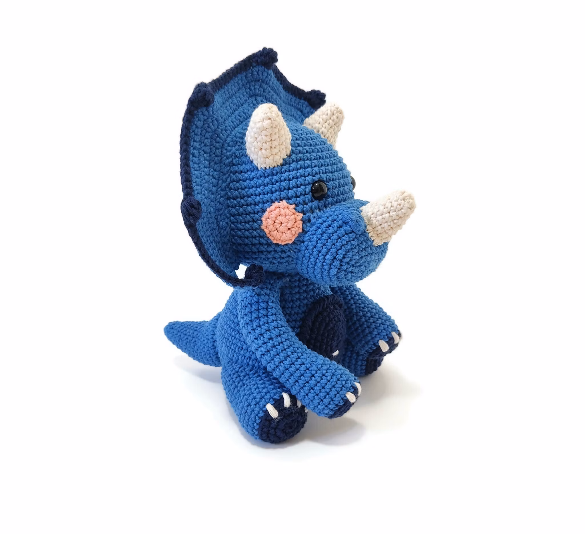 VIRKMÖNSTER Triceratops Spikey • Dinosaurie • amigurumi virkbeskrivning • crochetbykim • PDF