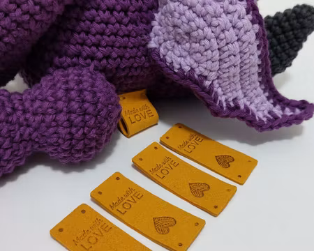 Made with love Märken • Amigurumi • virkade gosedjur • Tags • Labels
