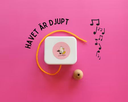 Speldosa "Havet är djupt" • Amigurumi • virkade gosedjur • Musiklåda • Musik box