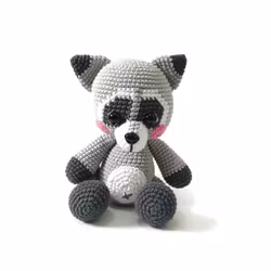 VIRKMÖNSTER Tvättbjörn Smokey • Björn Raccoon • amigurumi virkbeskrivning • crochetbykim • PDF