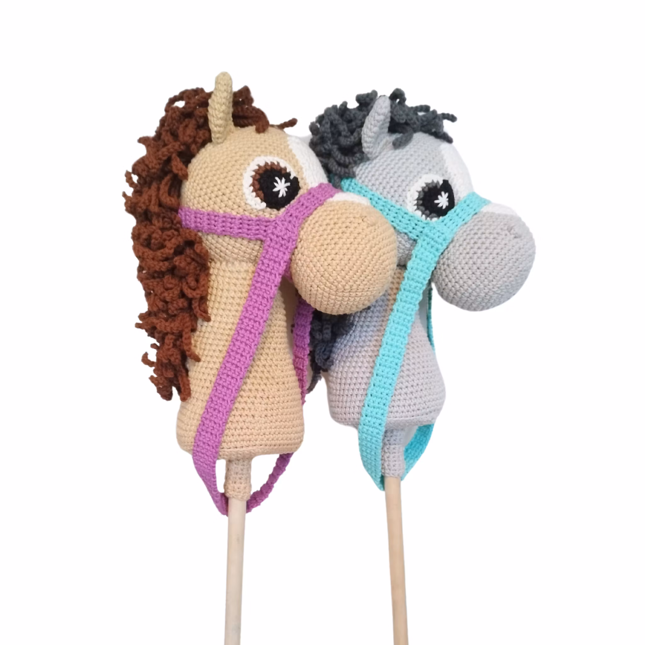 VIRKMÖNSTER Käpphäst Hazel • Hobby horse • amigurumi virkbeskrivning • crochetbykim • PDF