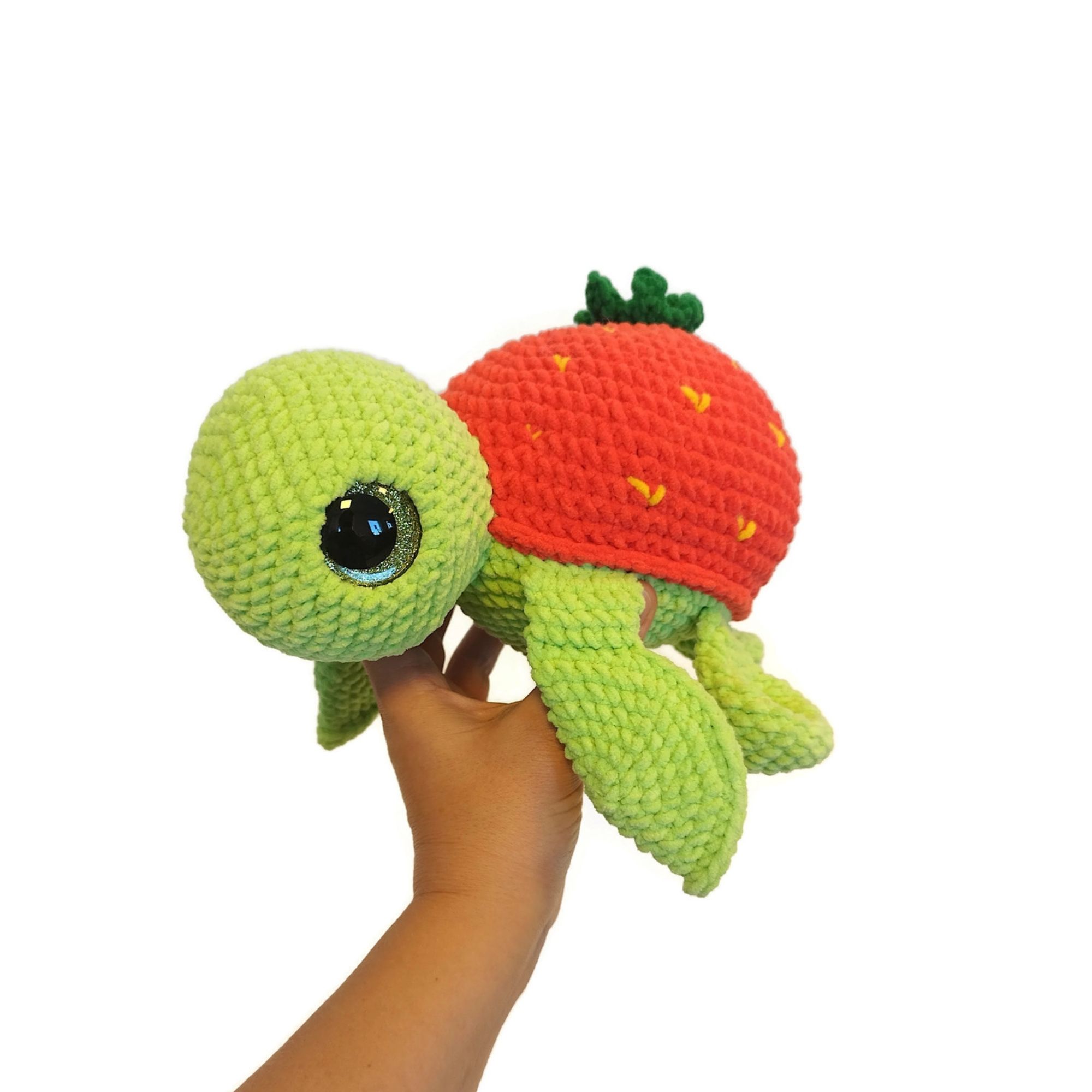 DIY kit Sköldpadda Turtellini Jordgubbe • Virkset gosedjur • DIY-kit • Crochetbykim