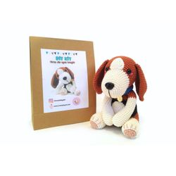 DIY kit Beagle • Hund • Virkset gosedjur • Do it yourself • Crochetbykim