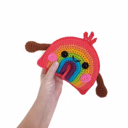 VIRKMÖNSTER Regnbågen Bowii • rainbow • amigurumi virkbeskrivning • crochetbykim • PDF