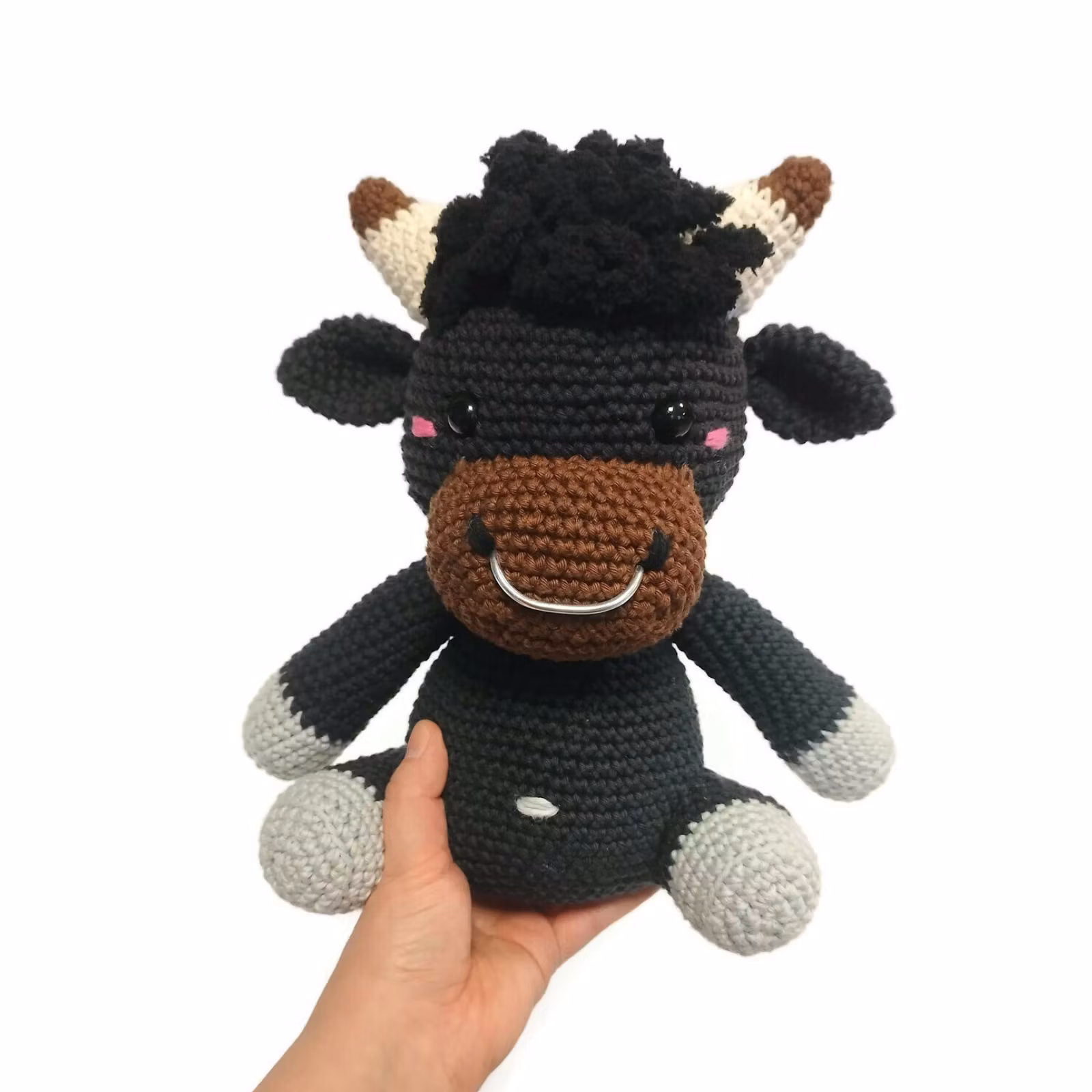 DIY kit Rosalita • Tjur • Crochet Bull • Virkset gosedjur • DIY-kit • Crochetbykim