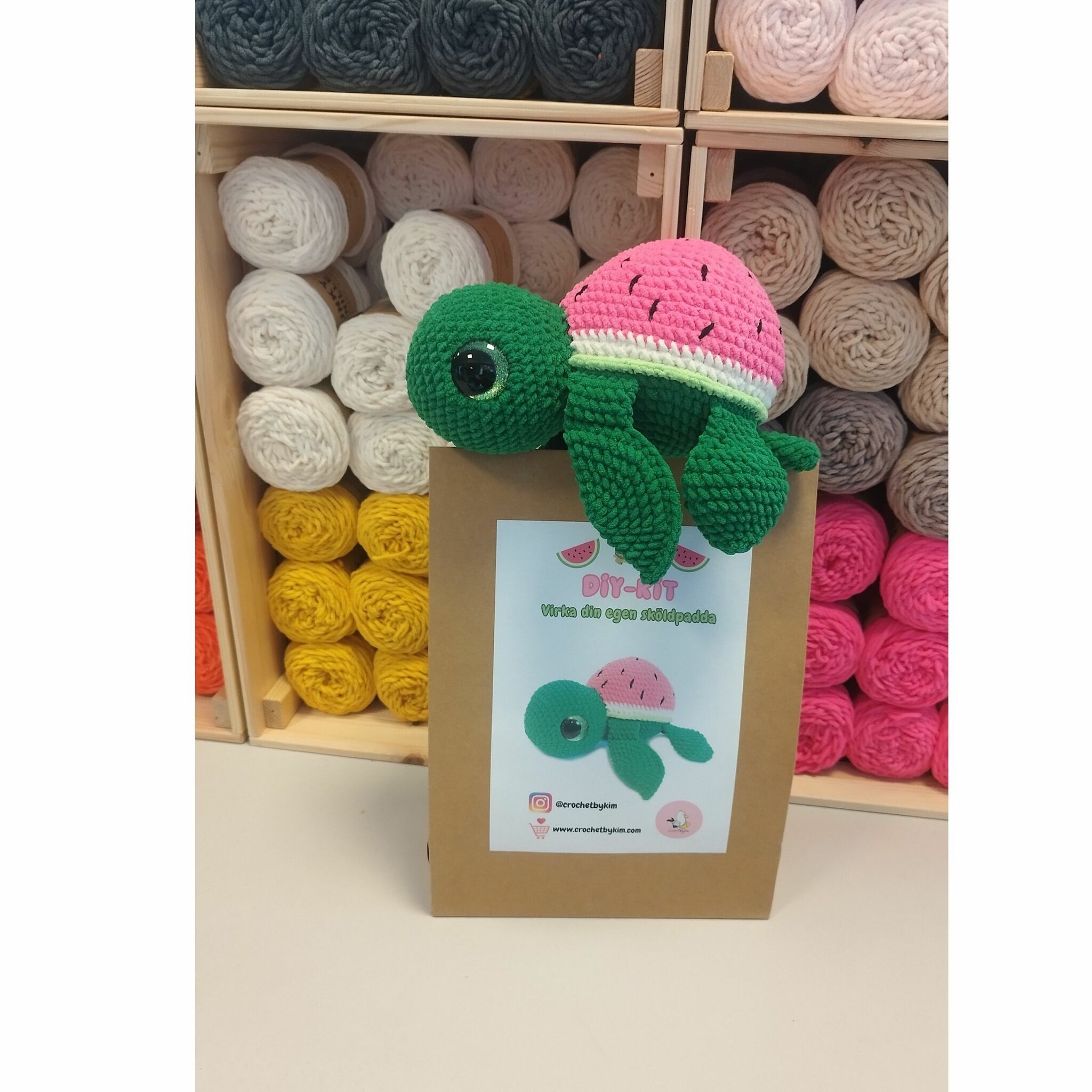 DIY kit Sköldpadda Turtellini Vattenmelon • Virkset gosedjur • DIY-kit • Crochetbykim
