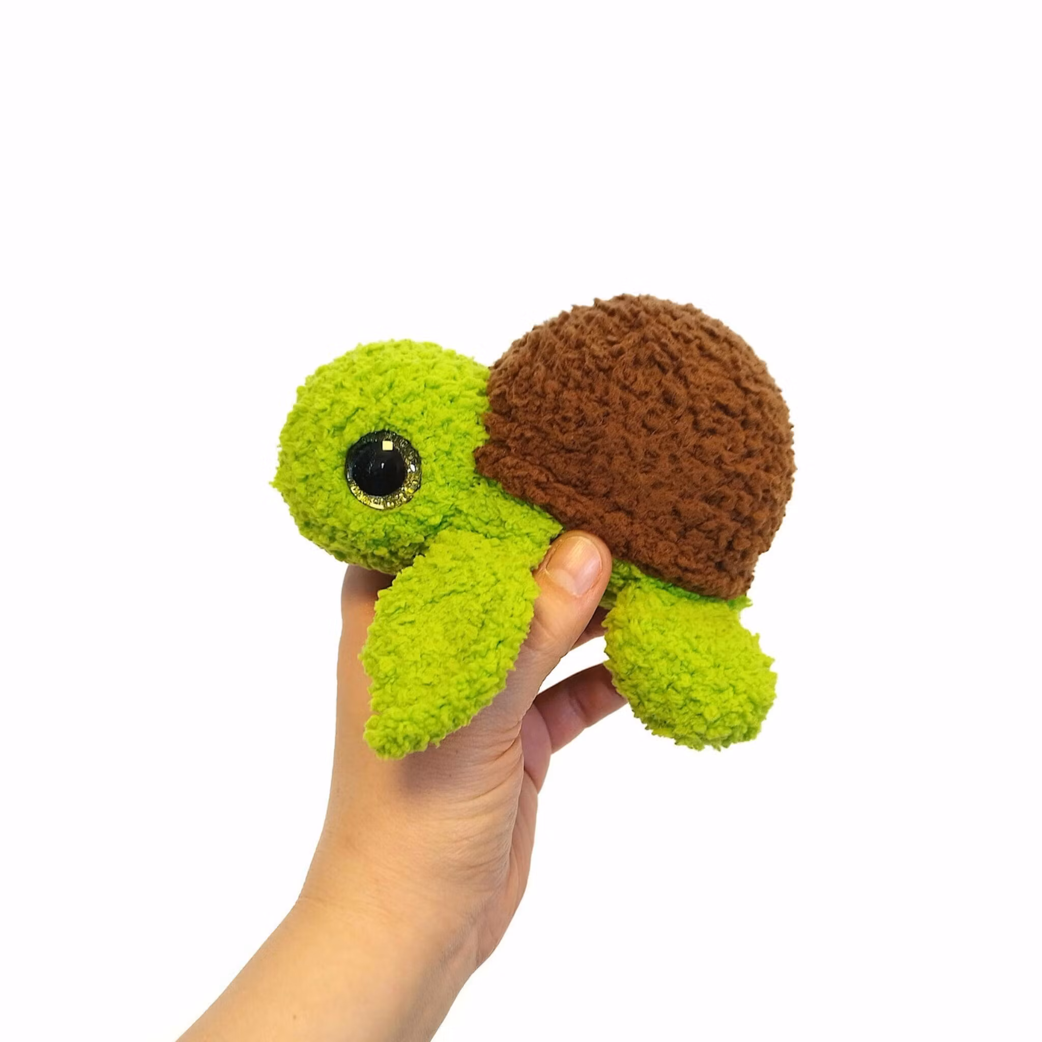 DIY kit Virka din egen Furry sköldpadda • Turtellini Junior • Virkset • Crochetbykim