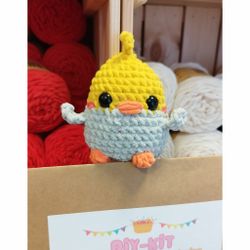 DIY Kit LULU Nymfkakadua• Virkset gosedjur • Skapa din egen fågel • Crochetbykim