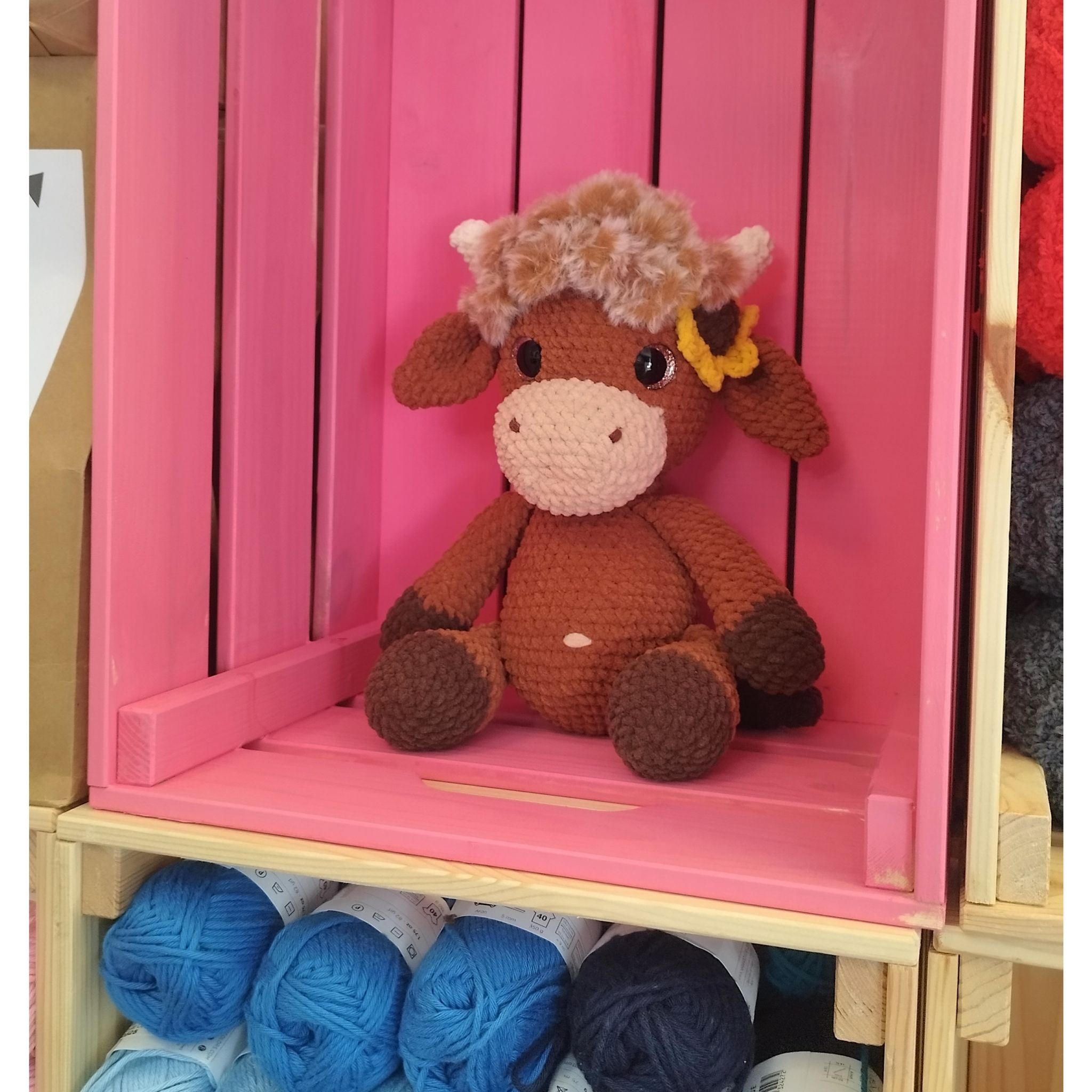 DIY kit Höglandsko EVELYN • Safari • Virkset gosedjur • Do it yourself kit • Crochetbykim