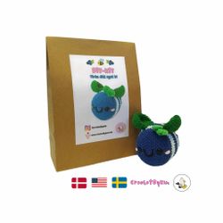 DIY Kit Jelly Bi Blåbär• Virkset gosedjur • Skapa ditt eget bi • Crochetbykim
