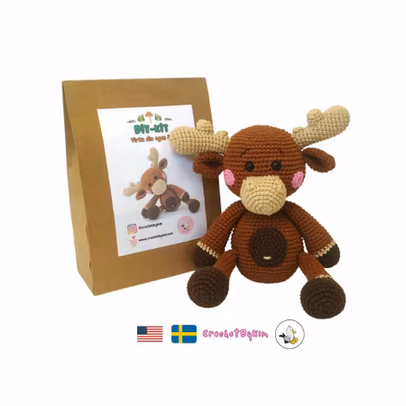DIY kit Älg • Skogsdjur • Virkset gosedjur • DIY-kit • Crochetbykim