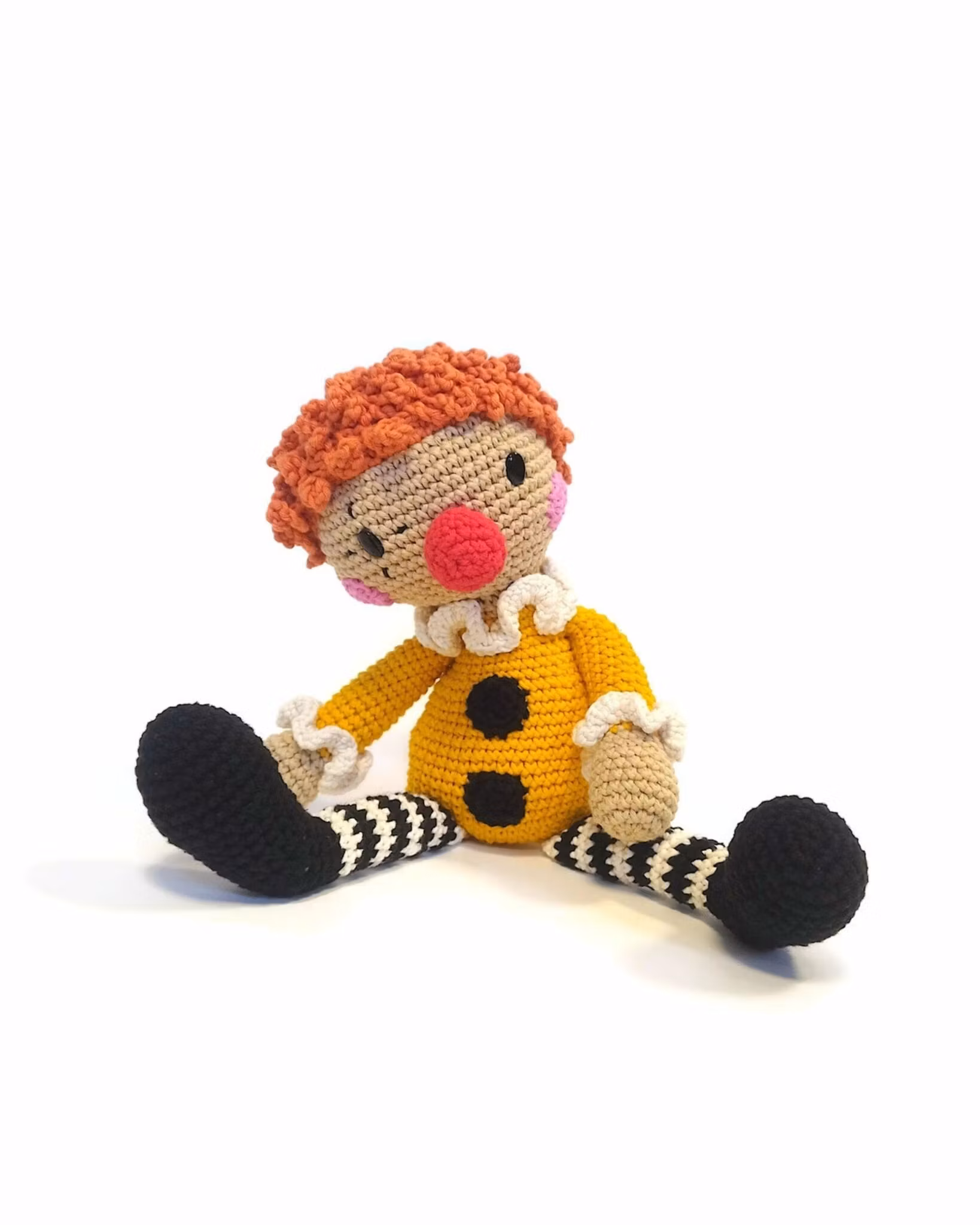 DIY kit Gul Clown • Halloween • Virkset docka • DIY-kit • Crochetbykim