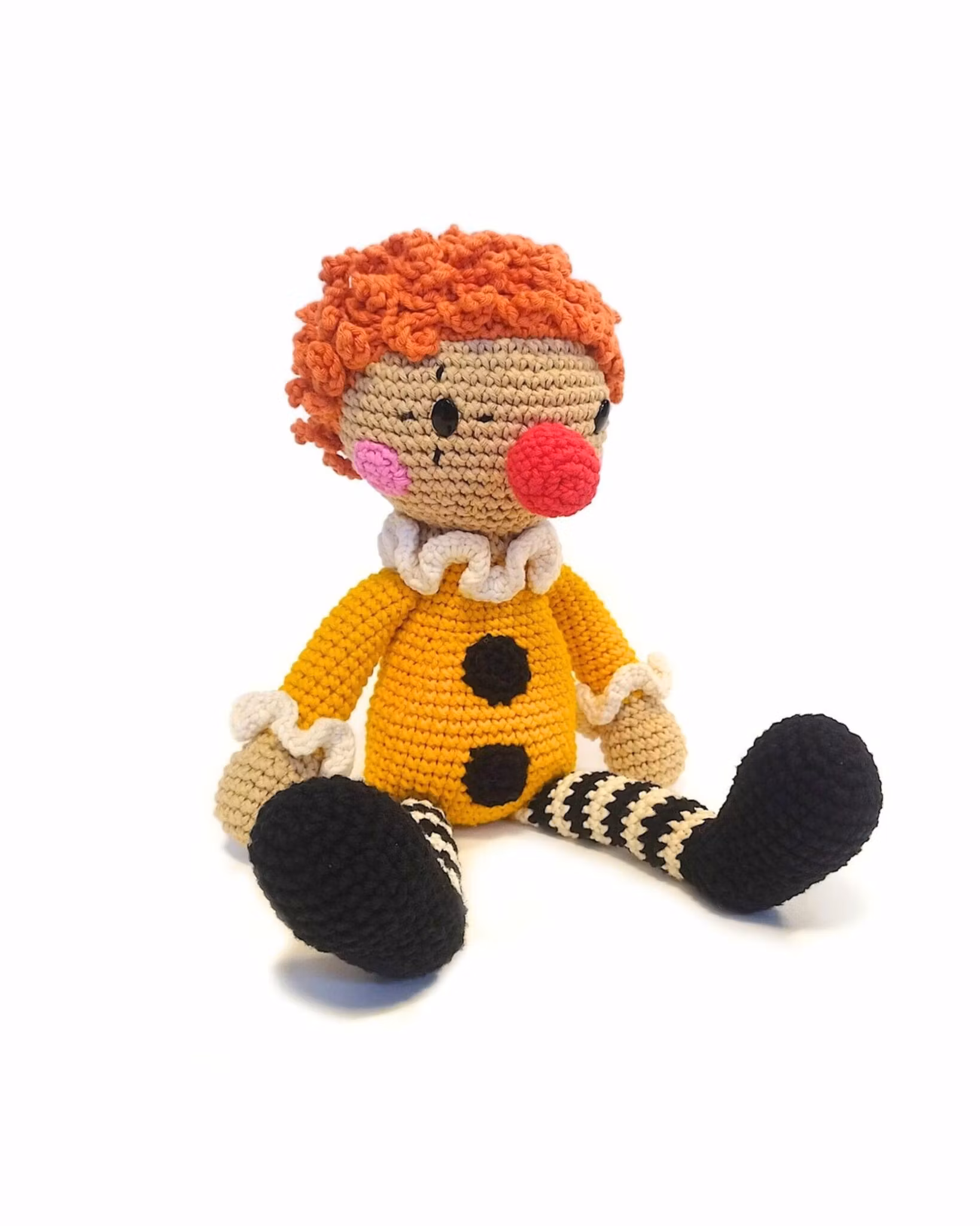 DIY kit Gul Clown • Halloween • Virkset docka • DIY-kit • Crochetbykim