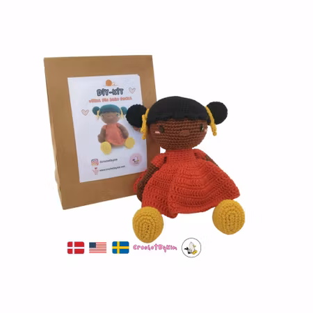 DIY kit Mörk EVY • Doll • Virkset docka • Virka din egen docka • Crochetbykim