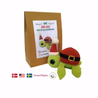 DIY KIT - Virka din egen Julsköldpadda: Jultomte Turtellini Christmas Edition